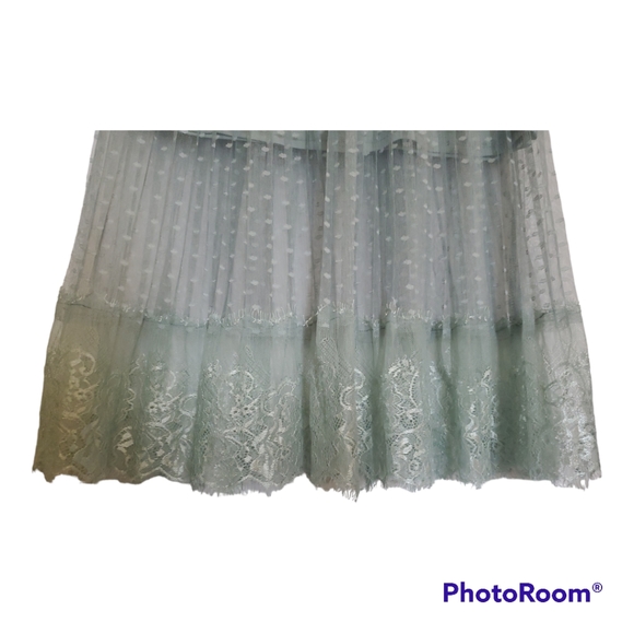 H&M Seafoam Green Overlay Lace Skirt - Size XXS, 00 - Picture 3 of 4